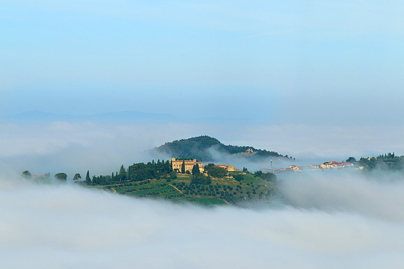 Autumn morning in Umbria, Italy